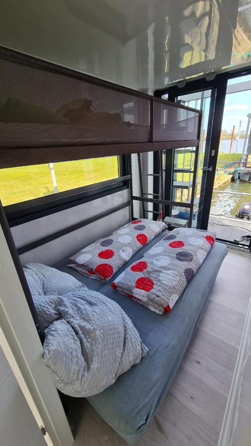 Hausboote Unteres Odertal Hausboot Kranich 호텔 슈베트 외부 사진